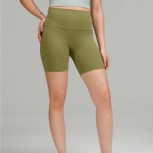Lululemon align short